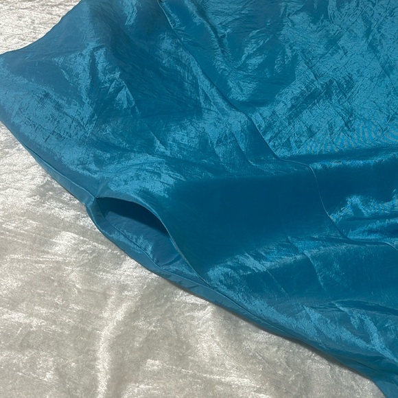 Blue Backless Dress with Pockets - Picture 9 of 9